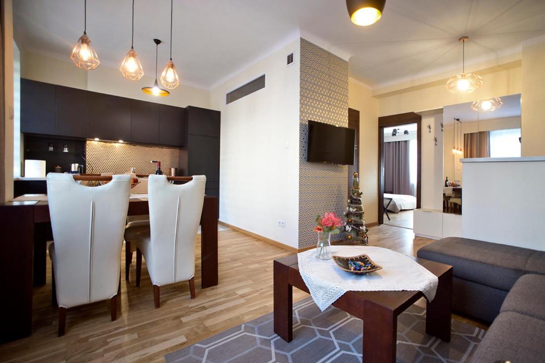 P&O Serviced Apartments Metro Mokotow Warszawa Exteriör bild