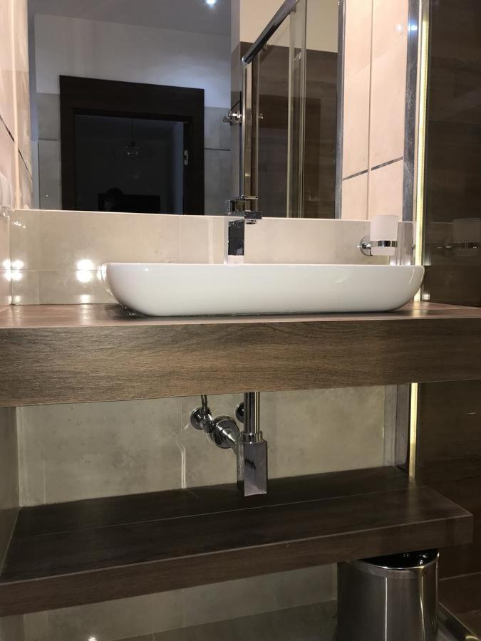 P&O Serviced Apartments Metro Mokotow Warszawa Exteriör bild