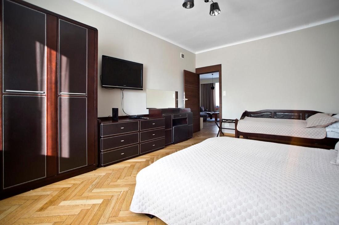 P&O Serviced Apartments Metro Mokotow Warszawa Exteriör bild