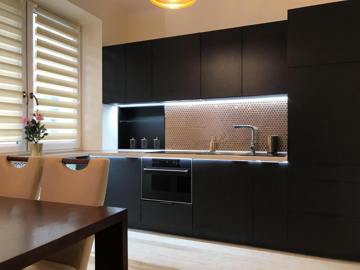 P&O Serviced Apartments Metro Mokotow Warszawa Exteriör bild